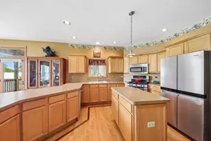 3809 Standish Rd, Marengo, IL 60152 - Photo 9