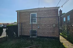 8456 S Damen Ave, Chicago, IL 60620 - Photo 3