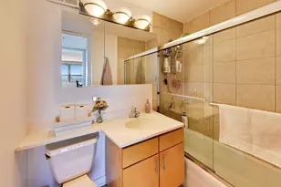 655 W Irving Park Rd, Chicago, IL 60613 - Photo 11