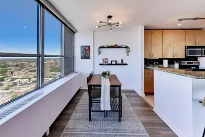 655 W Irving Park Road #3117, Chicago, IL 60613 - Photo 5