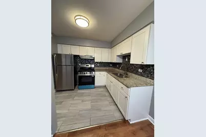 3 Tower Court, Downers Grove, IL 60516 - Photo 3