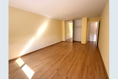 10373 Dearlove Road #D, Glenview, IL 60025 - Photo 7