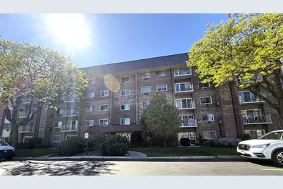 10373 Dearlove Road #3D, Glenview, IL 60025 - Photo 1