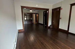 319 Chicago Ave, Oak Park, IL 60302 - Photo 3