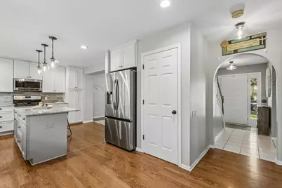 1108 Talbot Lane, Grayslake, IL 60030 - Photo 11