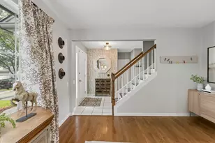 1108 Talbot Ln, Grayslake, IL 60030 - Photo 5