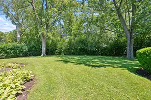 217 Willow Ave, Deerfield, IL 60015 - Photo 19