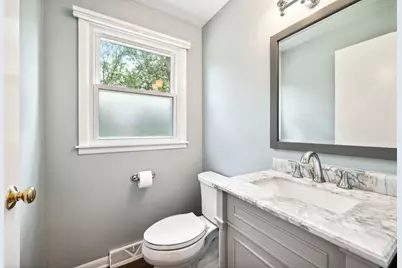 217 Willow Avenue, Deerfield, IL 60015 - Photo 9
