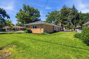 1857 Bristol Ave, Westchester, IL 60154 - Photo 5