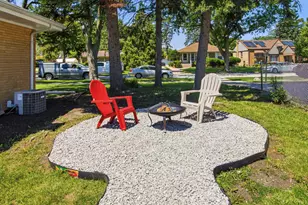 1857 Bristol Ave, Westchester, IL 60154 - Photo 9