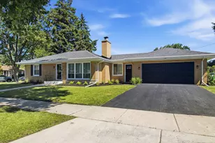 1857 Bristol Ave, Westchester, IL 60154 - Photo 3