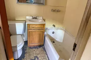 5216 W Melrose St, Chicago, IL 60641 - Photo 13