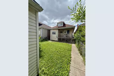5216 W Melrose Street, Chicago, IL 60641 - Photo 3