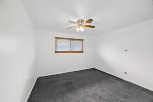 220 W 155th St, Harvey, IL 60426 - Photo 21