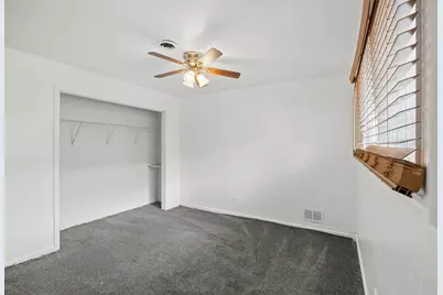 220 W 155th Street, Harvey, IL 60426 - Photo 23