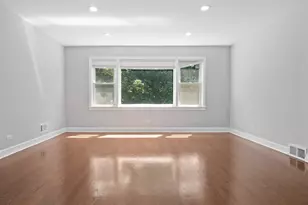 8156 Knox Ave, Skokie, IL 60076 - Photo 3