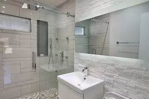 1110 S Chase St, Wheaton, IL 60189 - Photo 5