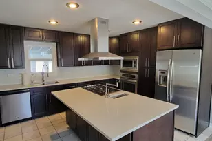 1110 S Chase St, Wheaton, IL 60189 - Photo 7