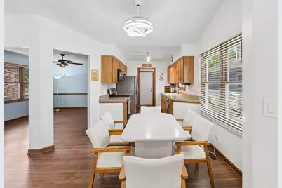 1108 E Oxford Lane, Arlington Heights, IL 60004 - Photo 7