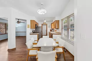 1108 E Oxford Ln, Arlington Heights, IL 60004 - Photo 7