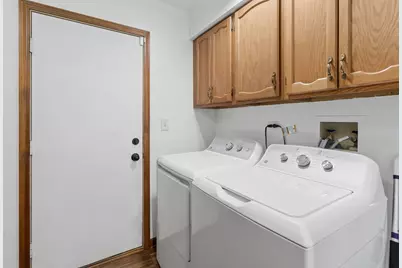 1108 E Oxford Lane, Arlington Heights, IL 60004 - Photo 9