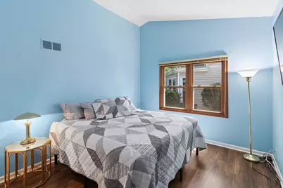 1108 E Oxford Lane, Arlington Heights, IL 60004 - Photo 11