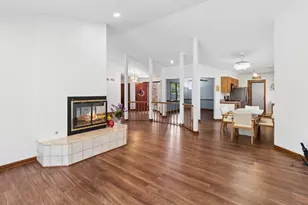 1108 E Oxford Ln, Arlington Heights, IL 60004 - Photo 5
