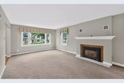 905 S Hennepin Avenue, Dixon, IL 61021 - Photo 9