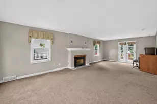 905 S Hennepin Ave, Dixon, IL 61021 - Photo 7