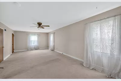 905 S Hennepin Avenue, Dixon, IL 61021 - Photo 19