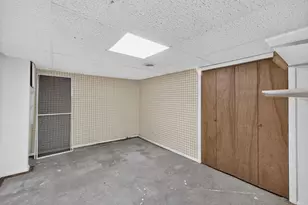 905 S Hennepin Ave, Dixon, IL 61021 - Photo 29