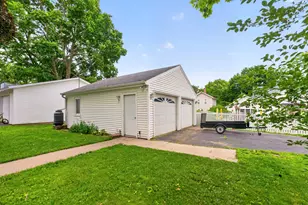 905 S Hennepin Ave, Dixon, IL 61021 - Photo 37