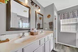 3097 Chalkstone Ave, Elgin, IL 60124 - Photo 19