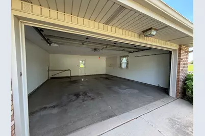 101 S Parkside Road, Normal, IL 61761 - Photo 25