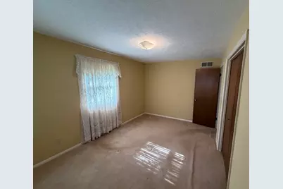 101 S Parkside Road, Normal, IL 61761 - Photo 15