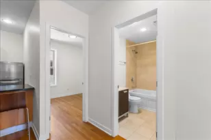 1655 N Fairfield Ave, Chicago, IL 60647 - Photo 15
