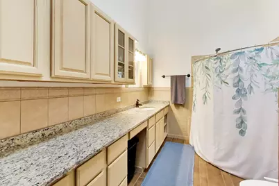 801 E Golfview Drive, Mount Prospect, IL 60056 - Photo 17