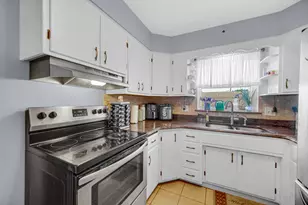 1551 Balmoral Ave, Westchester, IL 60154 - Photo 9