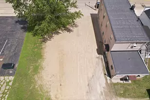 721 N Brinton Ave, Dixon, IL 61021 - Photo 5