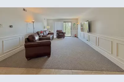 5840 W 104th Street #314, Oak Lawn, IL 60453 - Photo 3
