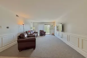 5840 W 104th St, Oak Lawn, IL 60453 - Photo 3