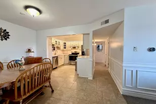 5840 W 104th St, Oak Lawn, IL 60453 - Photo 9