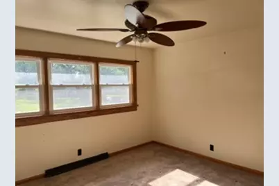 17724 Henry Street, Lansing, IL 60438 - Photo 9