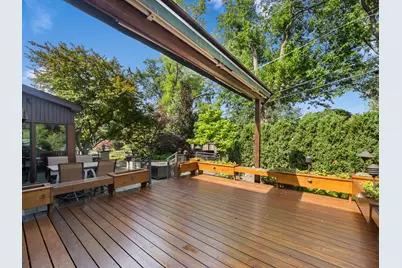 912 Burnham Court, Glenview, IL 60025 - Photo 15