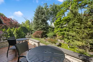 912 Burnham Ct, Glenview, IL 60025 - Photo 27