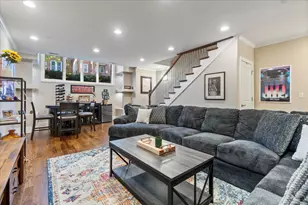 2455 W Walton St, Chicago, IL 60622 - Photo 21