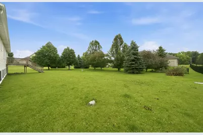1346 Knolls Avenue S, Dekalb, IL 60115 - Photo 23