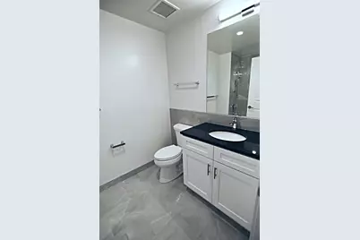 3833 N Broadway Street #314, Chicago, IL 60613 - Photo 11
