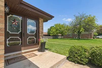 893 Meadow Ridge Lane #0, New Lenox, IL 60451 - Photo 3