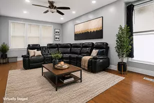 7931 S Muskegon Ave, Chicago, IL 60617 - Photo 5